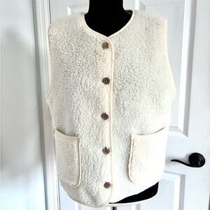 NWOT J& L Paris vest